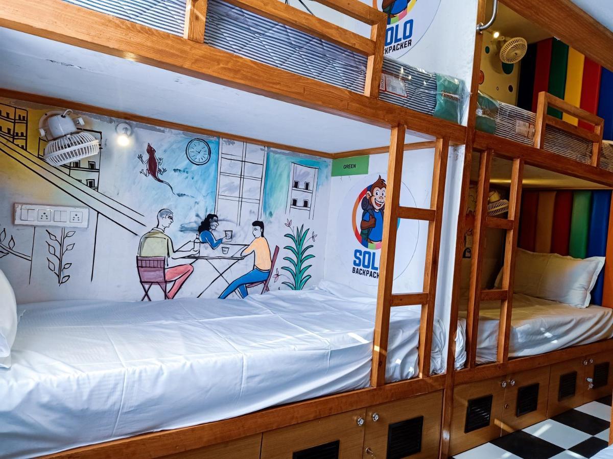 Solo Backpacker Hostel Mumbai Exterior foto