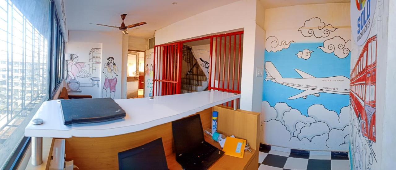 Solo Backpacker Hostel Mumbai Exterior foto