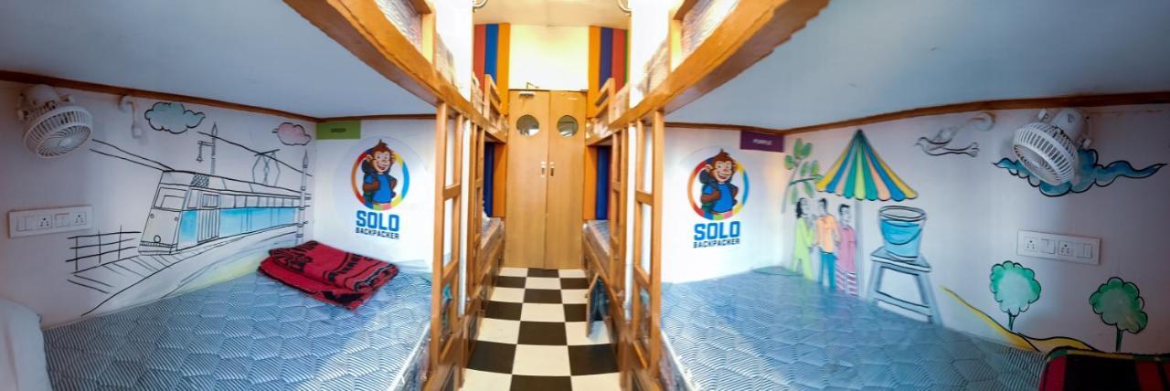 Solo Backpacker Hostel Mumbai Exterior foto